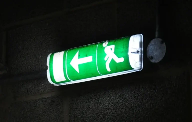 Luminária de emergência